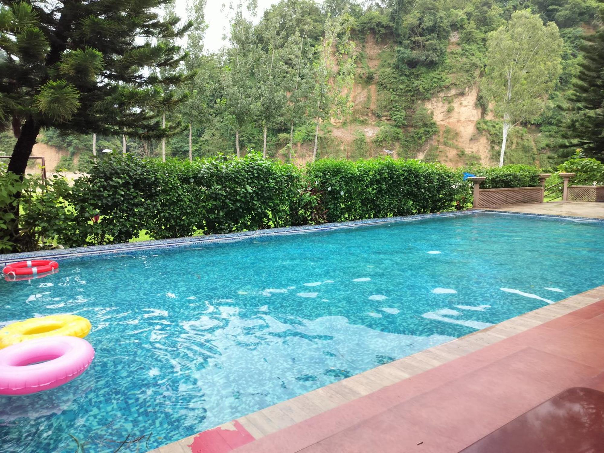 Bel-La Monde Hotel "Riverside" - Jim Corbett Garjia Buitenkant foto