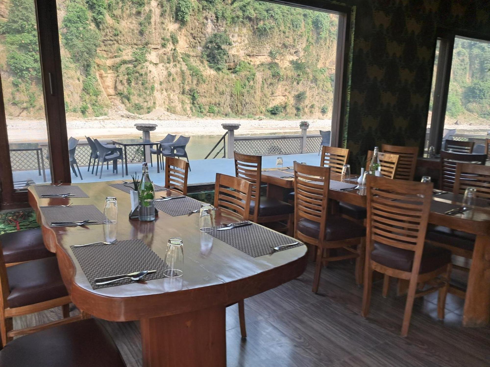 Bel-La Monde Hotel "Riverside" - Jim Corbett Garjia Buitenkant foto