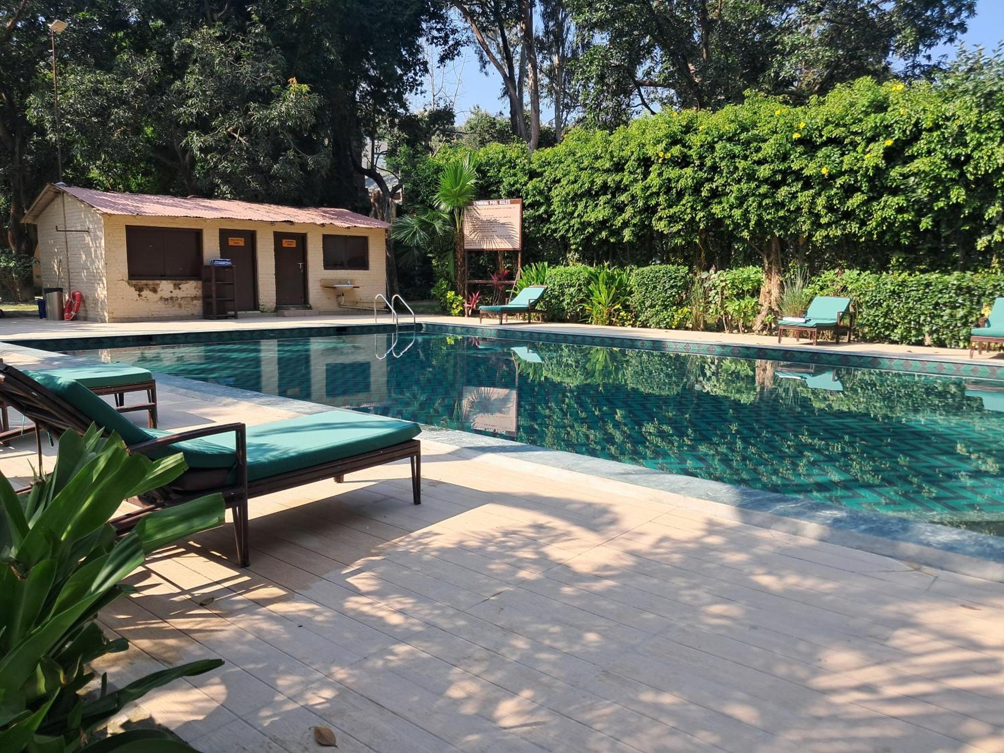 Bel-La Monde Hotel "Riverside" - Jim Corbett Garjia Buitenkant foto