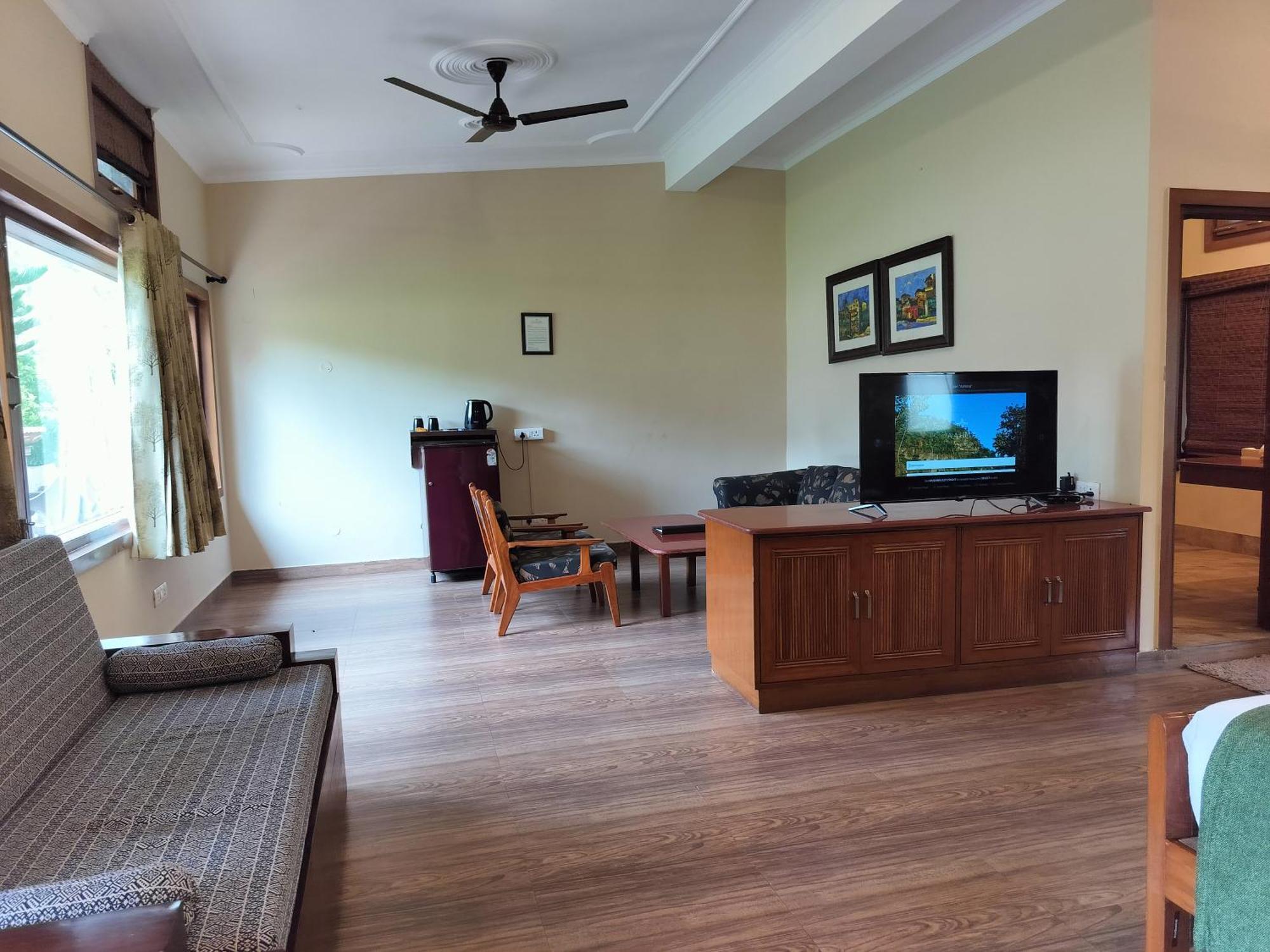 Bel-La Monde Hotel "Riverside" - Jim Corbett Garjia Buitenkant foto
