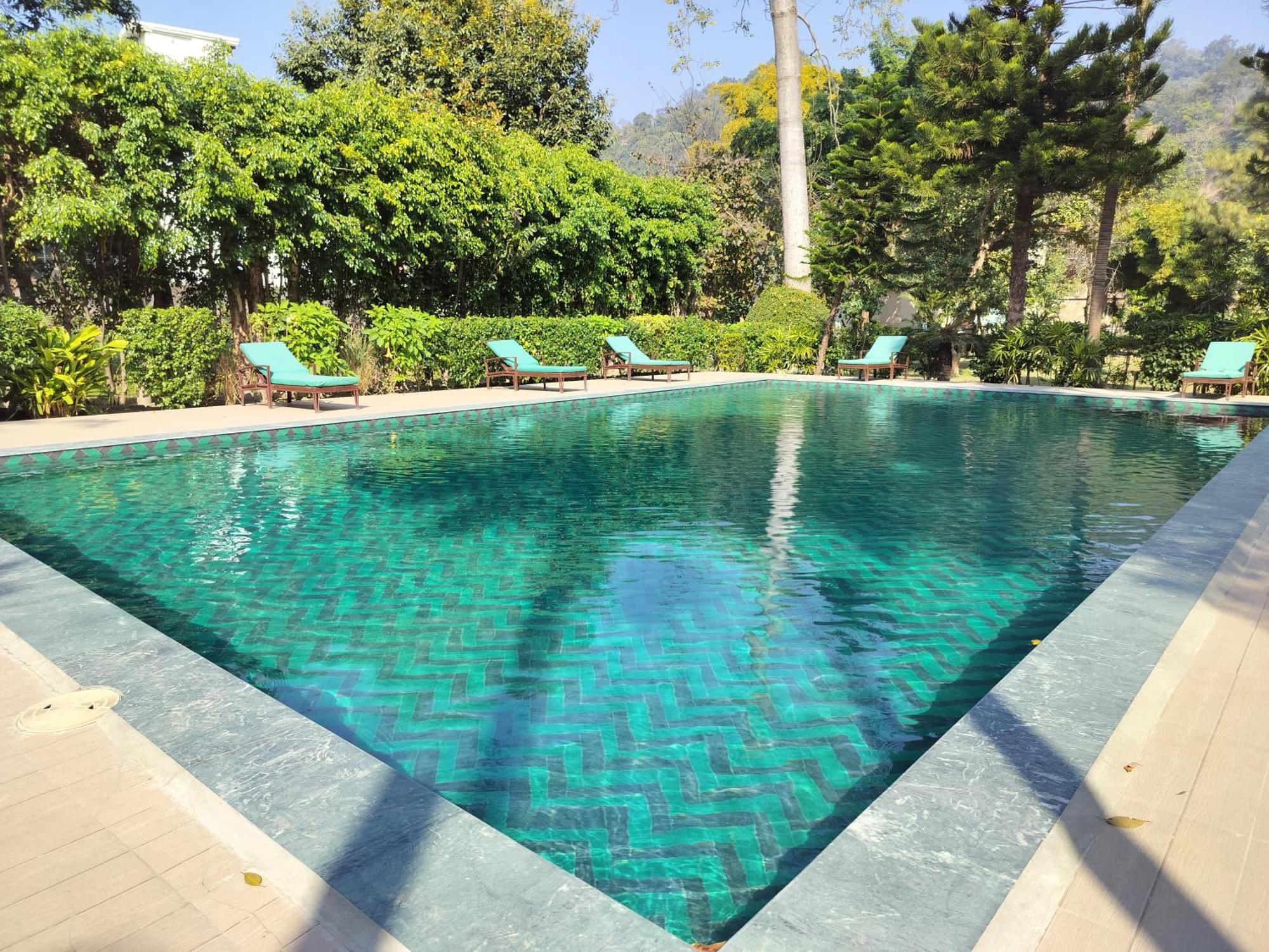 Bel-La Monde Hotel "Riverside" - Jim Corbett Garjia Buitenkant foto