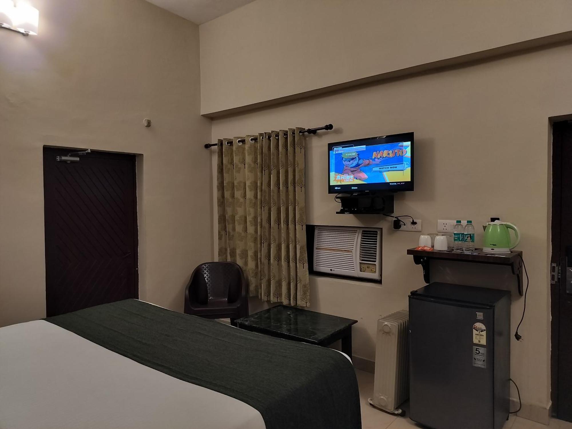 Bel-La Monde Hotel "Riverside" - Jim Corbett Garjia Buitenkant foto
